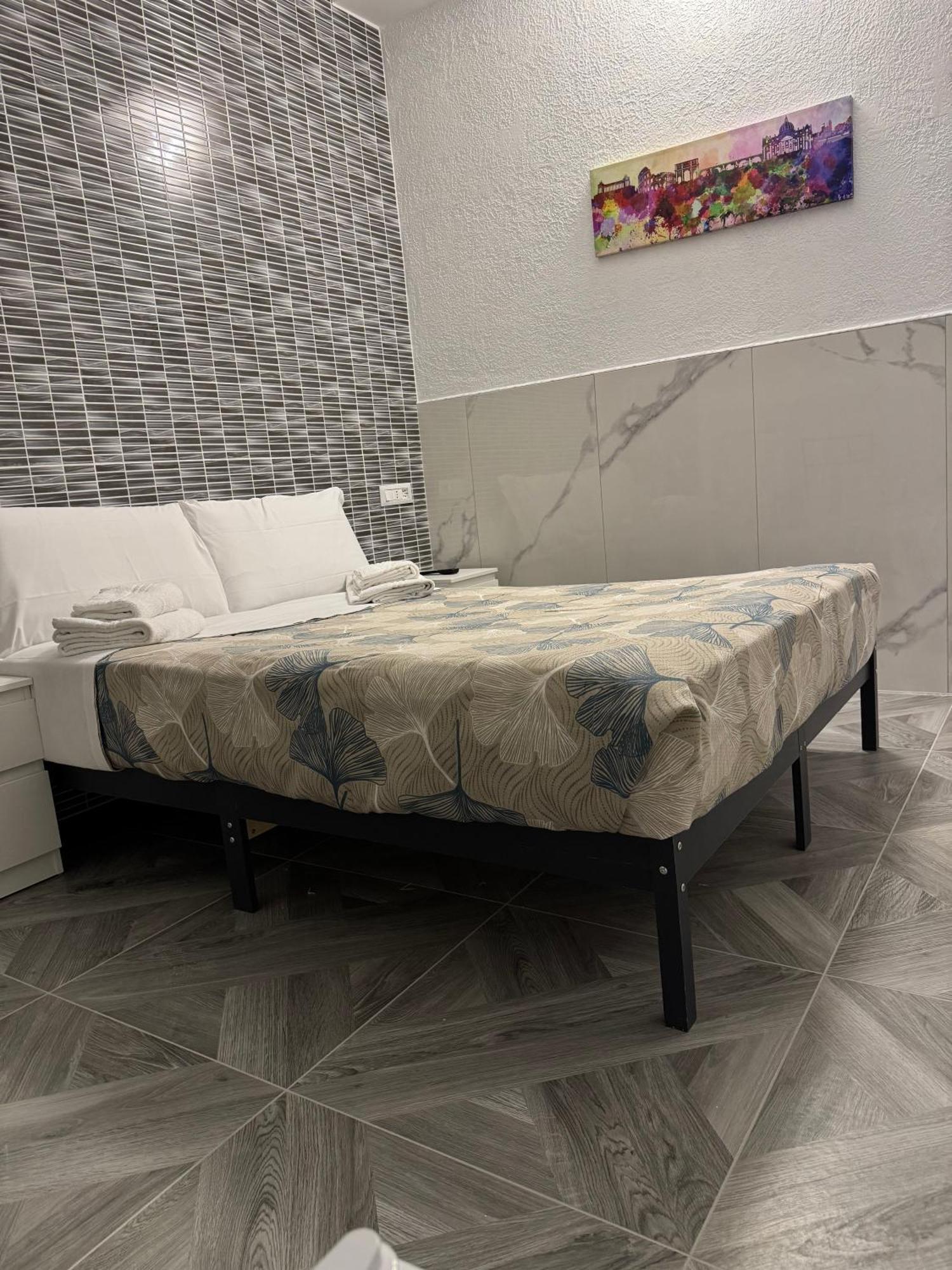 Luxor Eco Roma Casa E Appartamento Per Vacanze In Centro Piazza Bologna, Colosseo, Piazza Di Spagna, Vaticano, San Pietro, Sapienza, Fontana Di Trevi, Piazza Navona, Trastevere, Tiburtina, Termini, Aeroporto Exterior foto