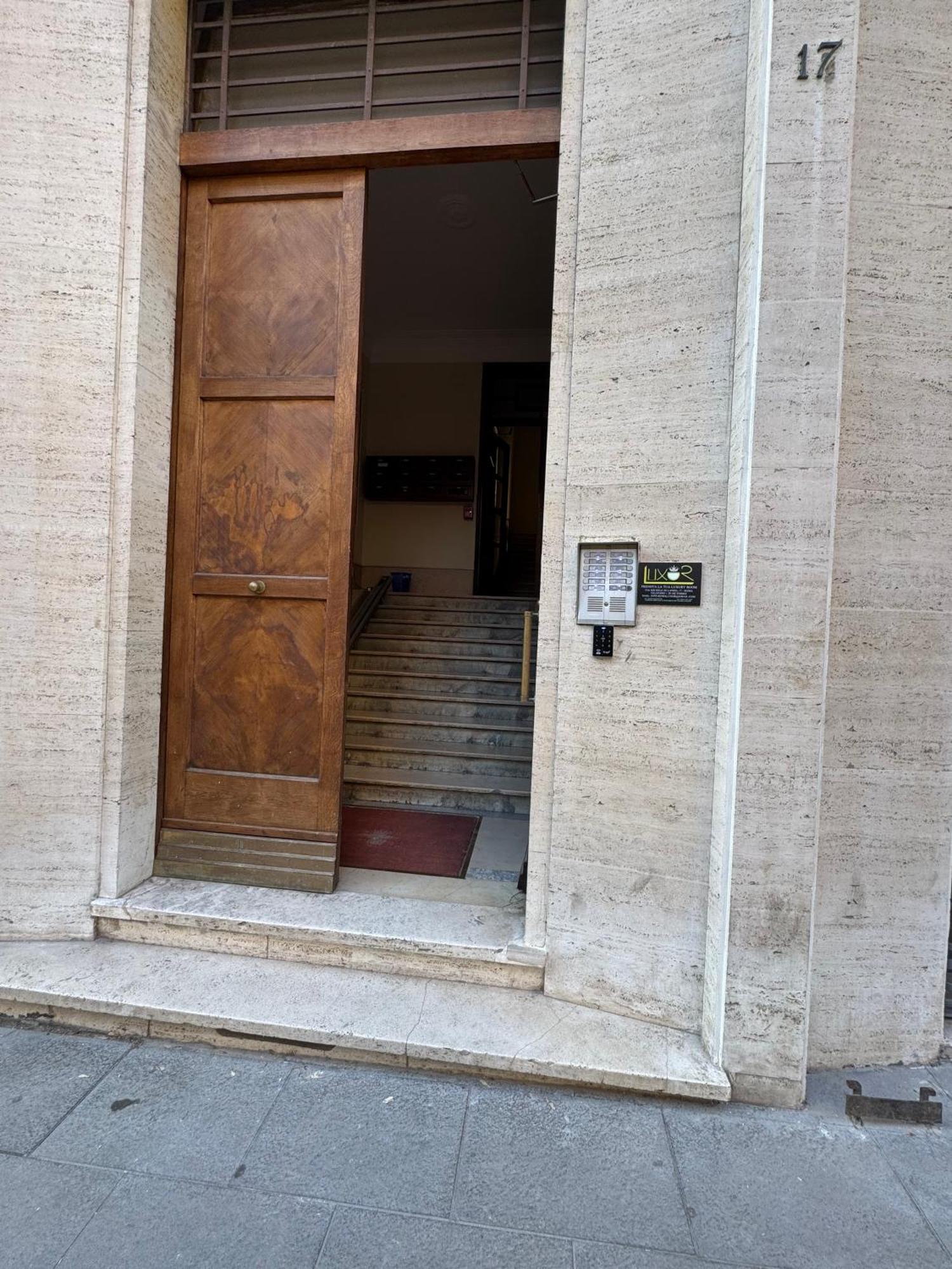 Luxor Eco Roma Casa E Appartamento Per Vacanze In Centro Piazza Bologna, Colosseo, Piazza Di Spagna, Vaticano, San Pietro, Sapienza, Fontana Di Trevi, Piazza Navona, Trastevere, Tiburtina, Termini, Aeroporto Exterior foto